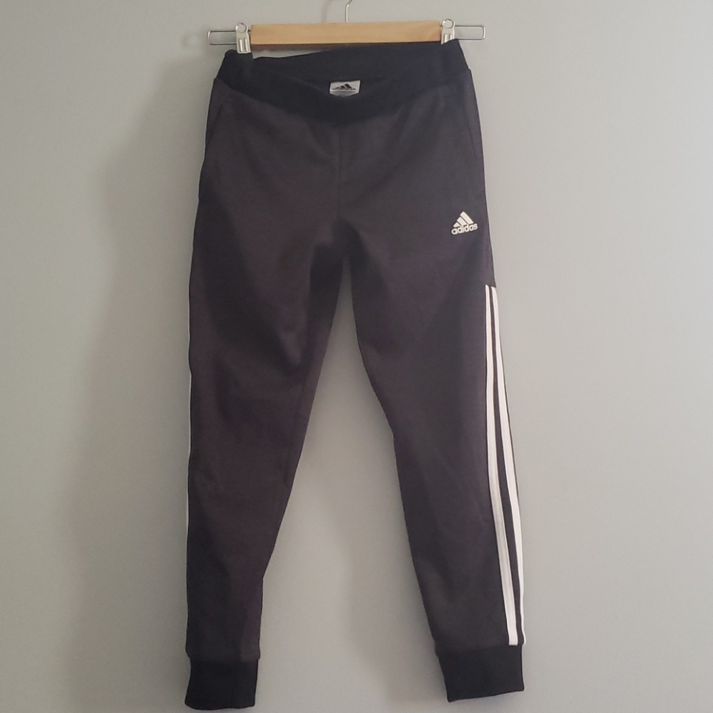 Adiddas boys joggers
